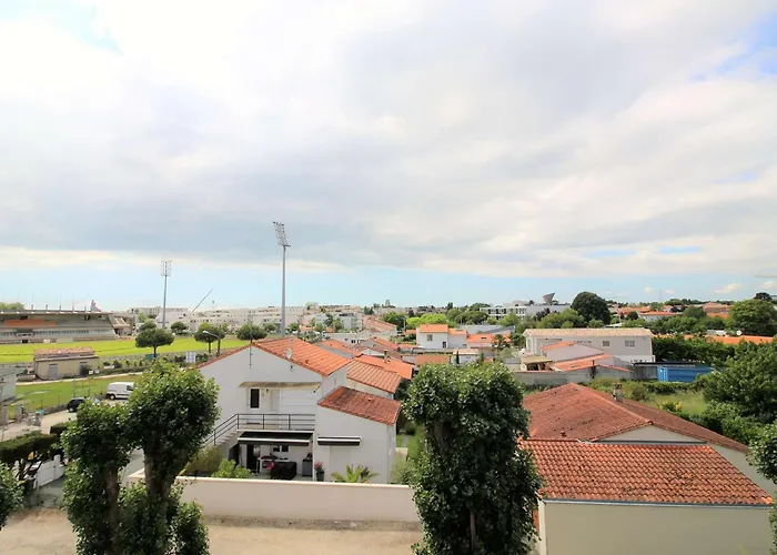 Renove Avec Terrasse A - Fr-1-494-206 Royan